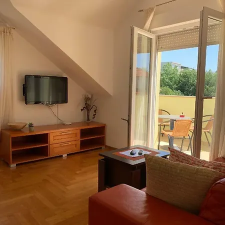 Apartment Marjan